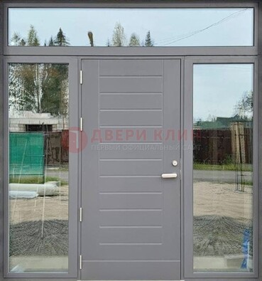 Серая стальная дверь с панелью МДФ и стеклянными фрамугами ДФГ-28 в Люберцах