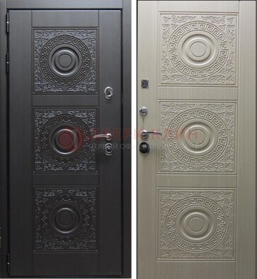 Темная стальная дверь с МДФ ДМ-161 для коттеджа в Люберцах