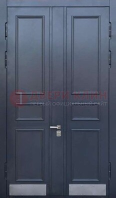 Черная двухстворчатая дверь для улицы с МДФ ДМ-535 в Люберцах