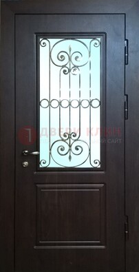 Железная дверь со стеклом и ковкой ДСК-65 для общественных зданий в Люберцах